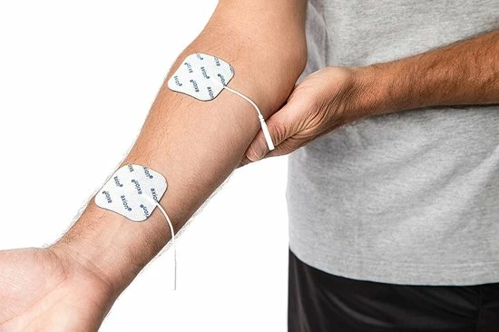 Axion - 20 TENS/EMS Elektroden Pads - Voor Elektrodentherapie Hele Lichaam - 50x50mm - Zelfklevend - Afbeelding 4