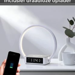 4 In 1 Wake Up Light - Digitale Wekker - Draadloze Oplader - Leeslamp - Nachtlamp Van Zedar - Black Friday 2022